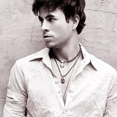 Enrique Iglesias photo 45