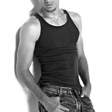 Enrique Iglesias photo 23