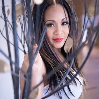 Erica Campbell