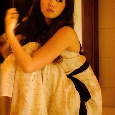 Erika Sawajiri photo 35