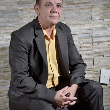 Esli Tolentino