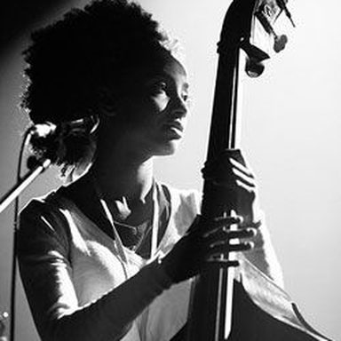 Esperanza Spalding photo 17