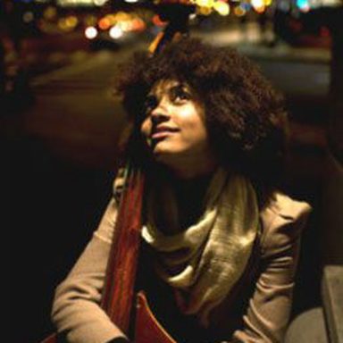Esperanza Spalding photo 20