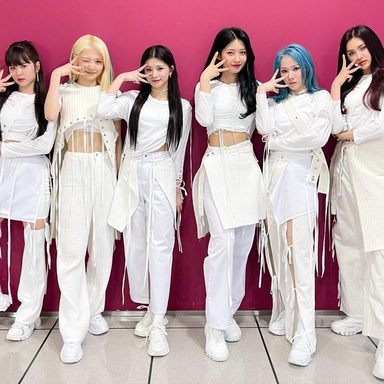 EVERGLOW photo 25