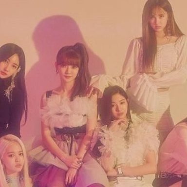 EVERGLOW photo 44
