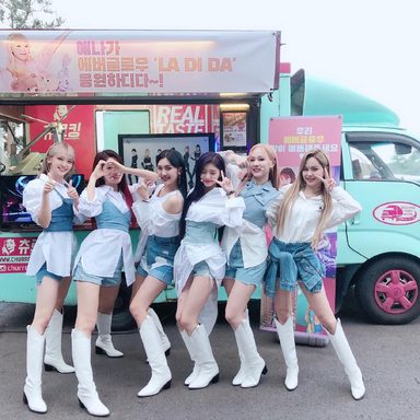 EVERGLOW photo 35