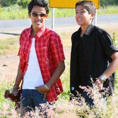 Eduardo e Leo