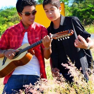 Eduardo e Leo