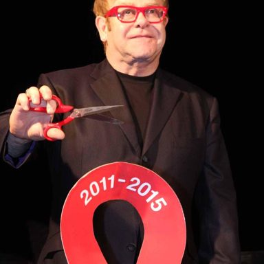 Elton John photo 13