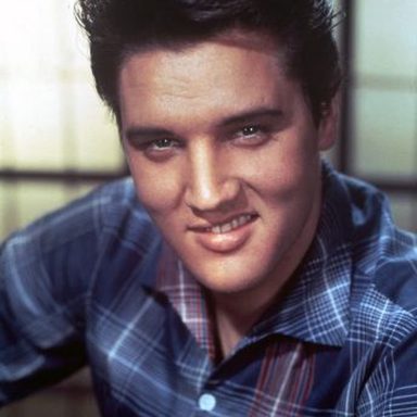 Elvis Presley photo 75