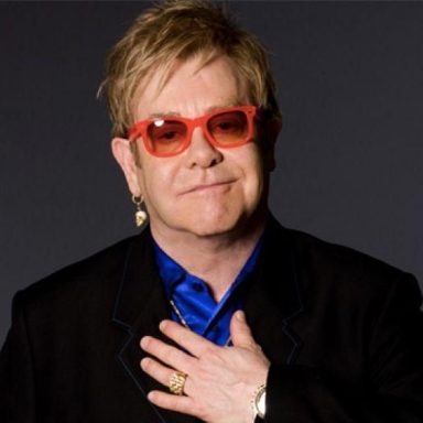 Elton John photo 10
