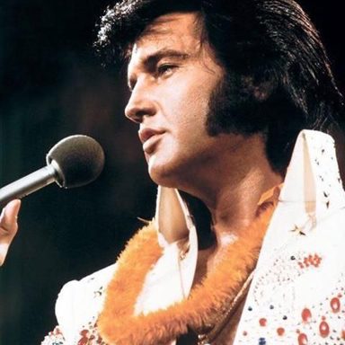 Elvis Presley photo 15