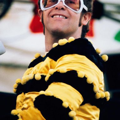 Elton John photo 12