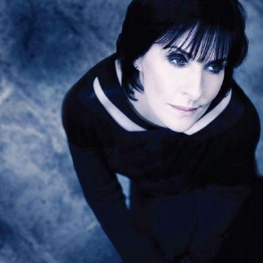 Enya