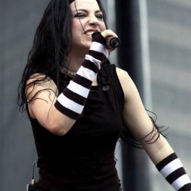 Evanescence photo 165