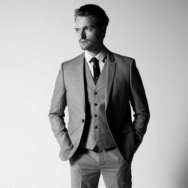 Finneas photo 20