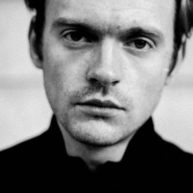 Finneas photo 27