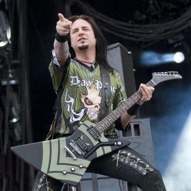Five Finger Death Punch photo 24