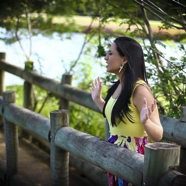 Flavia Raquel