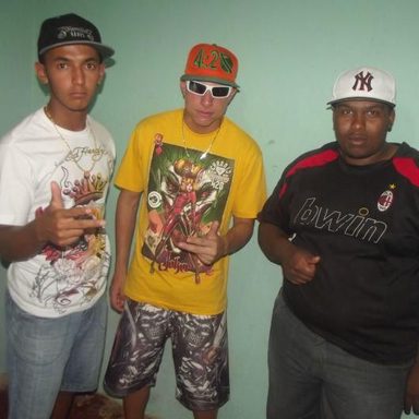 Família 3um3