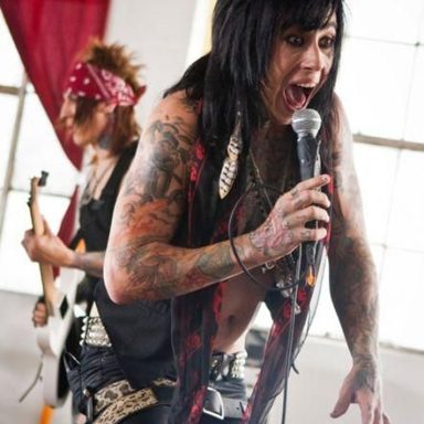 Falling In Reverse photo 16