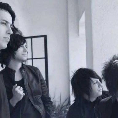 Falling In Reverse photo 25