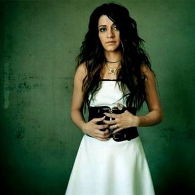 Flyleaf photo 40