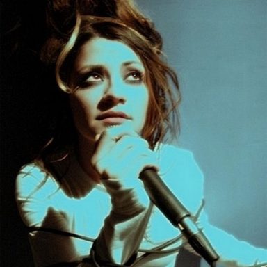 Flyleaf photo 31