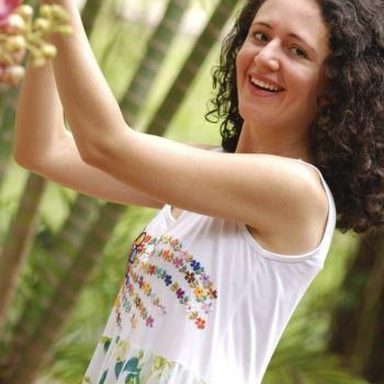 Flávia Wenceslau