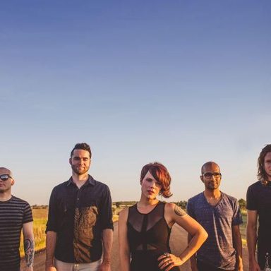 Flyleaf photo 10
