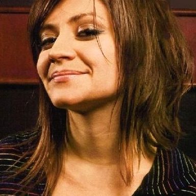 Flyleaf photo 35