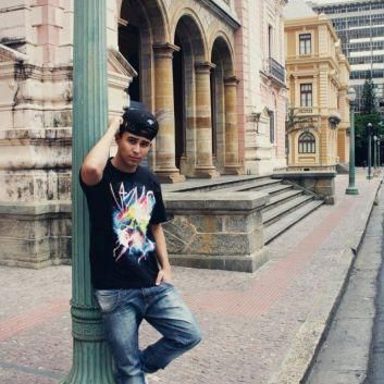 Gabriel York photo 10