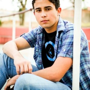 Gabriel York photo 18