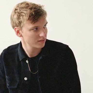 George Ezra photo 20