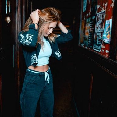 Gillian Heidi