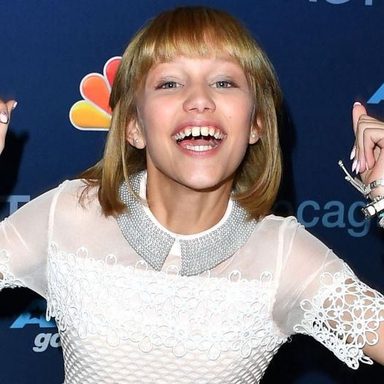 Grace VanderWaal photo 22