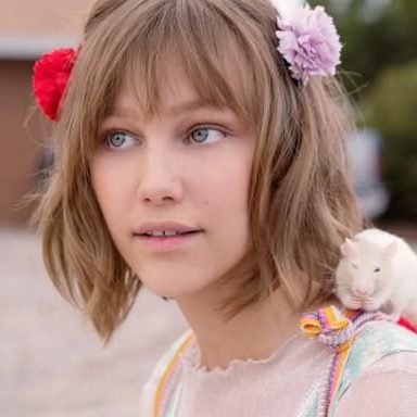 Grace VanderWaal photo 15