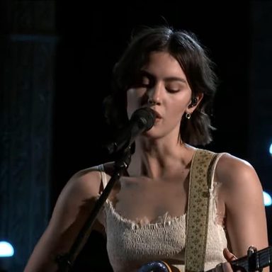 Gracie Abrams photo 38