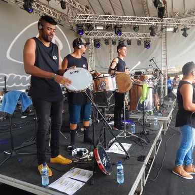 Grupo Além da Razão