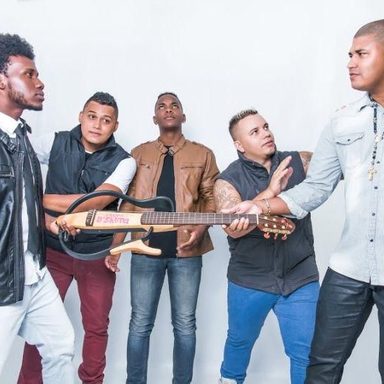 Grupo D'Skyna