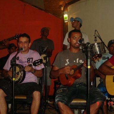 Grupo Figura 8