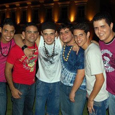 Grupo Manowlos