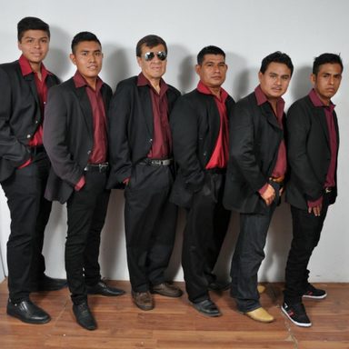 Grupo Vuelo de Gilberto Hernandez Aguilar