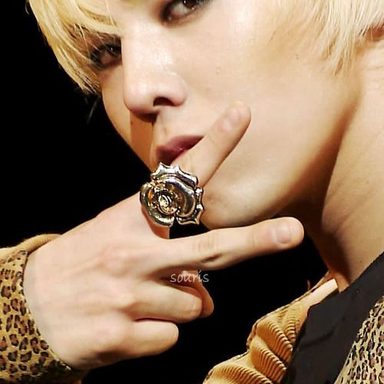 G-Dragon photo 88