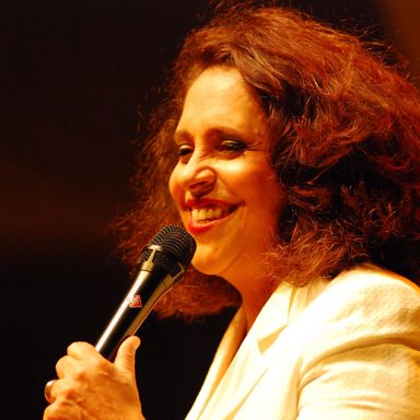 Gal Costa photo 17