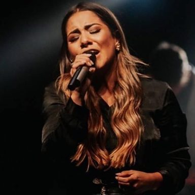 Gabriela Rocha photo 13