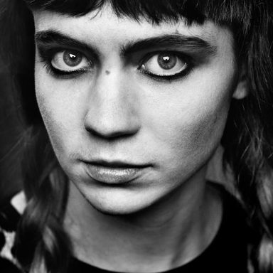 Grimes photo 15