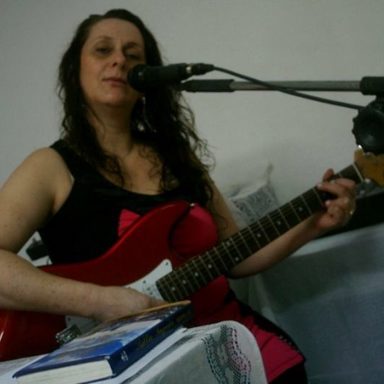 Helena Linhares