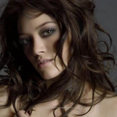 Hilary Duff photo 27