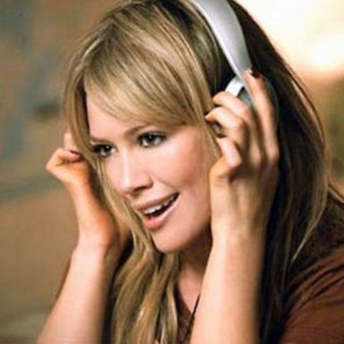 Hilary Duff photo 34